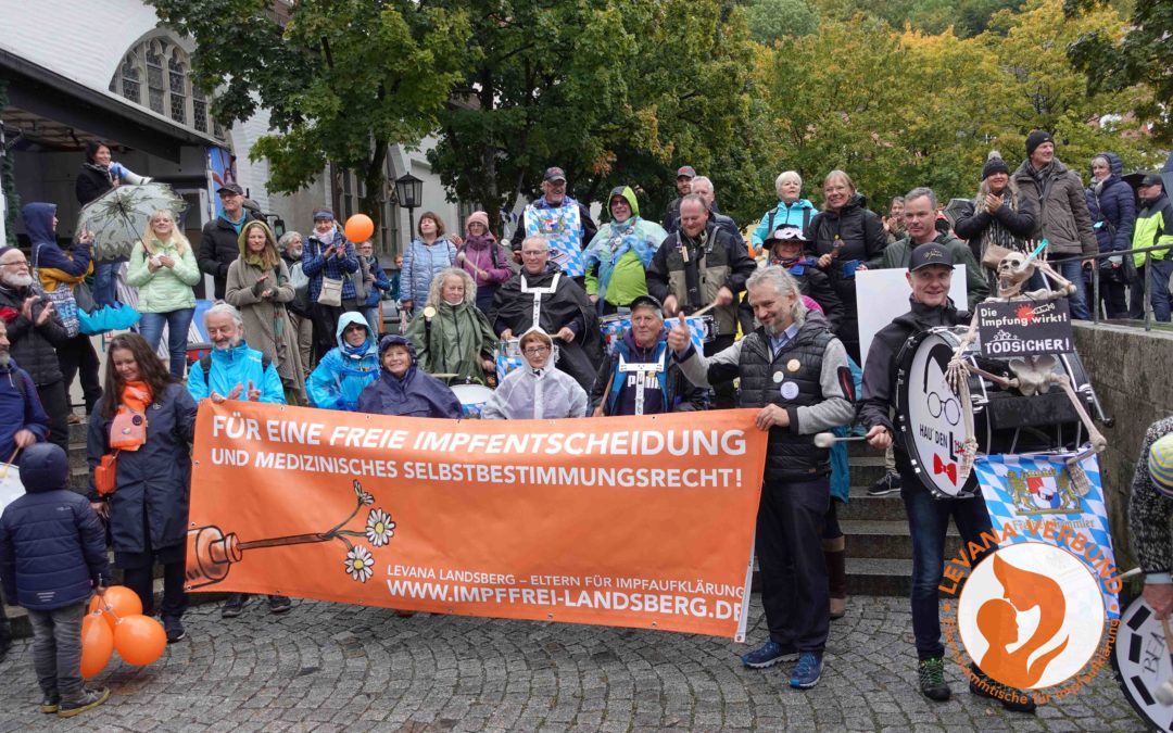 Bildergalerie: Demo in Landsberg “Impfgeschädigte kommen zu Wort!” 